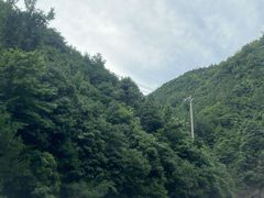 -安吉龙王山峡谷漂流