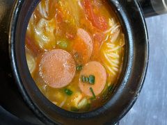 -李记特色罐罐米线(重庆中环大厦店)