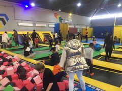 -Bounce Factory反弹工厂蹦床公园(群力店)