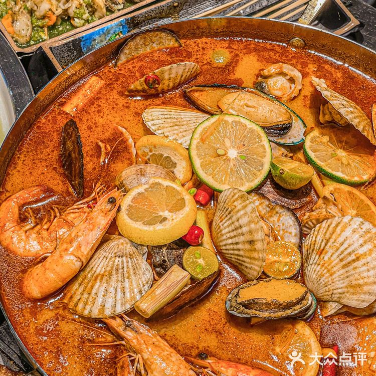 沈阳| 帅哥老板!你家这个冬阴功海鲜锅这么好吃你知道不?