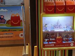-麦当劳(龙洞店)