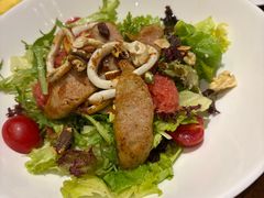 腊味肠鲜鱿鱼柚子沙拉-Entrecôte 法国牛扒馆(保利·时光里店)