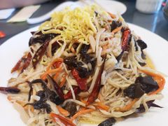 素八丝-春江饭店(共青团路总店)