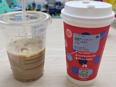 -瑞幸咖啡(丰盛町店)