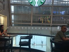 -星巴克臻选(成都环球乐天店)