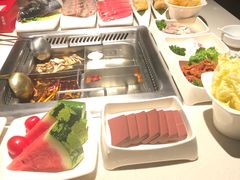 -海底捞火锅鲜切牛肉主题店(长寿路店)