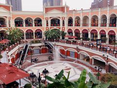 -佛罗伦萨小镇广佛名品奥特莱斯(疏港路店)