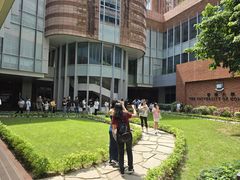 -香港大学