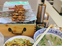 -小国抻面大烧烤馆