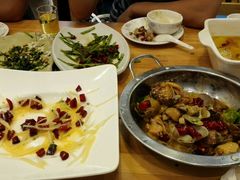 -乌镇那一年小院主题餐厅(甘泉西路店)