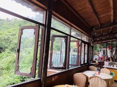 -鲤鱼塘农家山庄