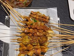 -卞二小串·鹤岗烧烤·坑烤(永定路店)