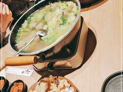 -川堂风·跷脚牛肉·乐山爆炒(宝山日月光店)