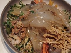 -八府香鸭·啫啫煲(华山路店)