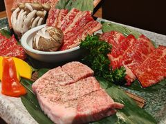 -炼火烤肉店