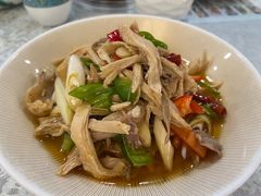 -汗腾格里·风味餐厅(新疆驻京办店)