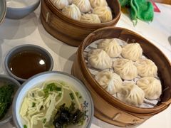 -馋三尺蟹粉小笼(人民广场店)