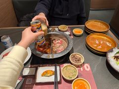 -牛YO寿喜烧·铁板烧和牛火锅自助(市府恒隆店)