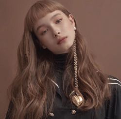 -AYO SALON