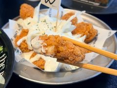 -W COLLECTIVE  DESSERT SHOP