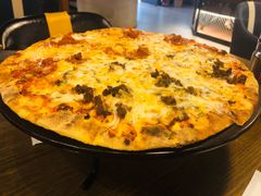 韩式牛肉披萨辣鸡肉披萨双拼-机器人火炉披萨