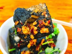 -黑色经典臭豆腐·湖南特产(步行街店)