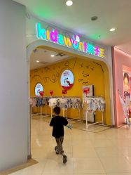 -孩子王童乐园(西安盛龙店)