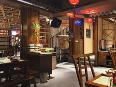 -湘西小馆(滨河路店)