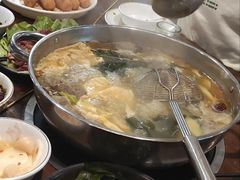-乡土黄·鲜牛肉火锅·小龙虾(兴业街店)