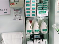-福奈特洗衣洗鞋(宝华广场店)