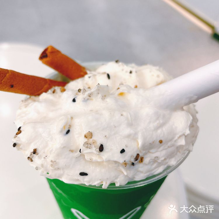 杭州美食💚关晓彤天然呆首店‼️咸味奶茶太上头啦💆🏻