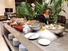自助取餐区-索菲特酒店 · 云尚天际自助餐厅