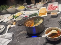-德天肥牛海鲜火锅(城西银泰店)