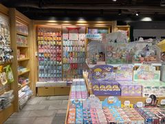 -猫的天空之城概念书店(苏州诚品店)