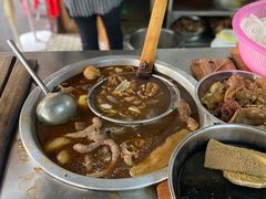 -修记牛杂店(同华东一路店)