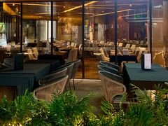 大堂-Efes Turkish & Mediterranean Cuisine 艾菲斯餐厅(陆家嘴店)