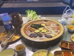 -老渔家·白族·石板烧·野生菌火锅(古城中心店)