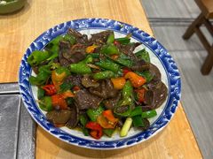 -榕江牛瘪牛肉火锅