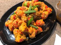 咸蛋黄焗虾球-一棠龙虾(徐家汇城开YOYO店)