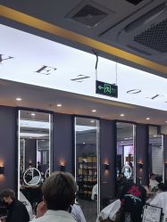 -藤野造型烫染·漂发