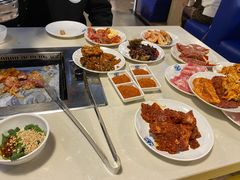 -爱客得牛排海鲜烤肉·火锅自助(春熙路黑金好店)