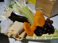 -三江源活鱼现烤(维多利摩尔城店)