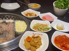 -木槿花韩式炭烤·熟成肉工坊(孙文东路店)