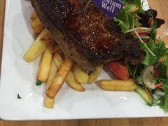 -12 Rocks Beach Bar Cafe