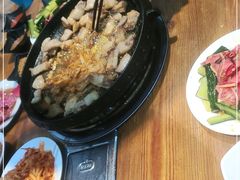 -猪小牛烤肉(青塔店)