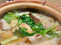 好多菌子土鸡锅-一坐一忘云南菜(卓悦中心)