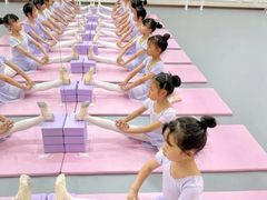 -DC少儿舞蹈培训中心(人民桥店)