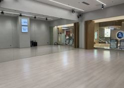 -YASAKI国际舞蹈中心