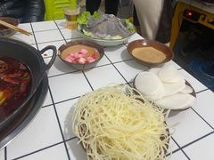 -重庆故事姊妹老火锅(财经学院店)