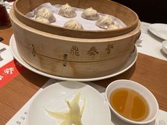 蟹粉小笼包-鼎泰丰(德基广场店)